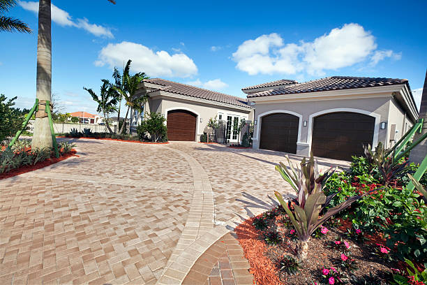 Best Interlocking Driveway Pavers  in Weatogue, CT